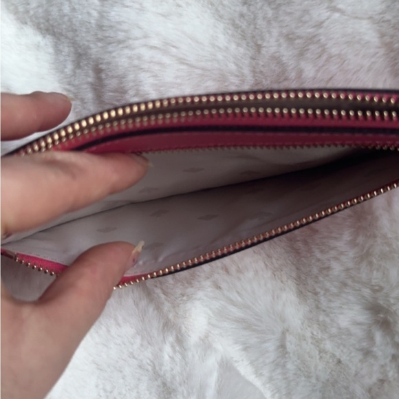 Kate Spade Wristlet - Picture 4 of 4